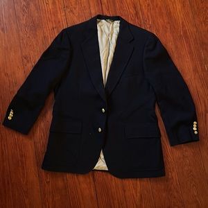 Wimbledon of England Exclusively by Dillards Mens Blue Blazer w Gold Buttons 40S